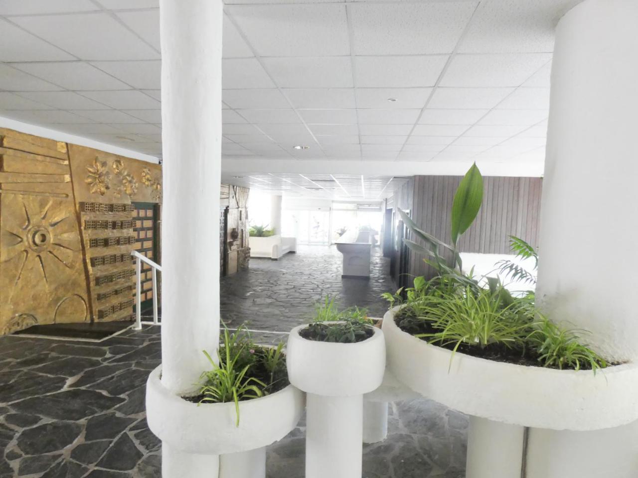 Holiday Center Росес Екстер'єр фото